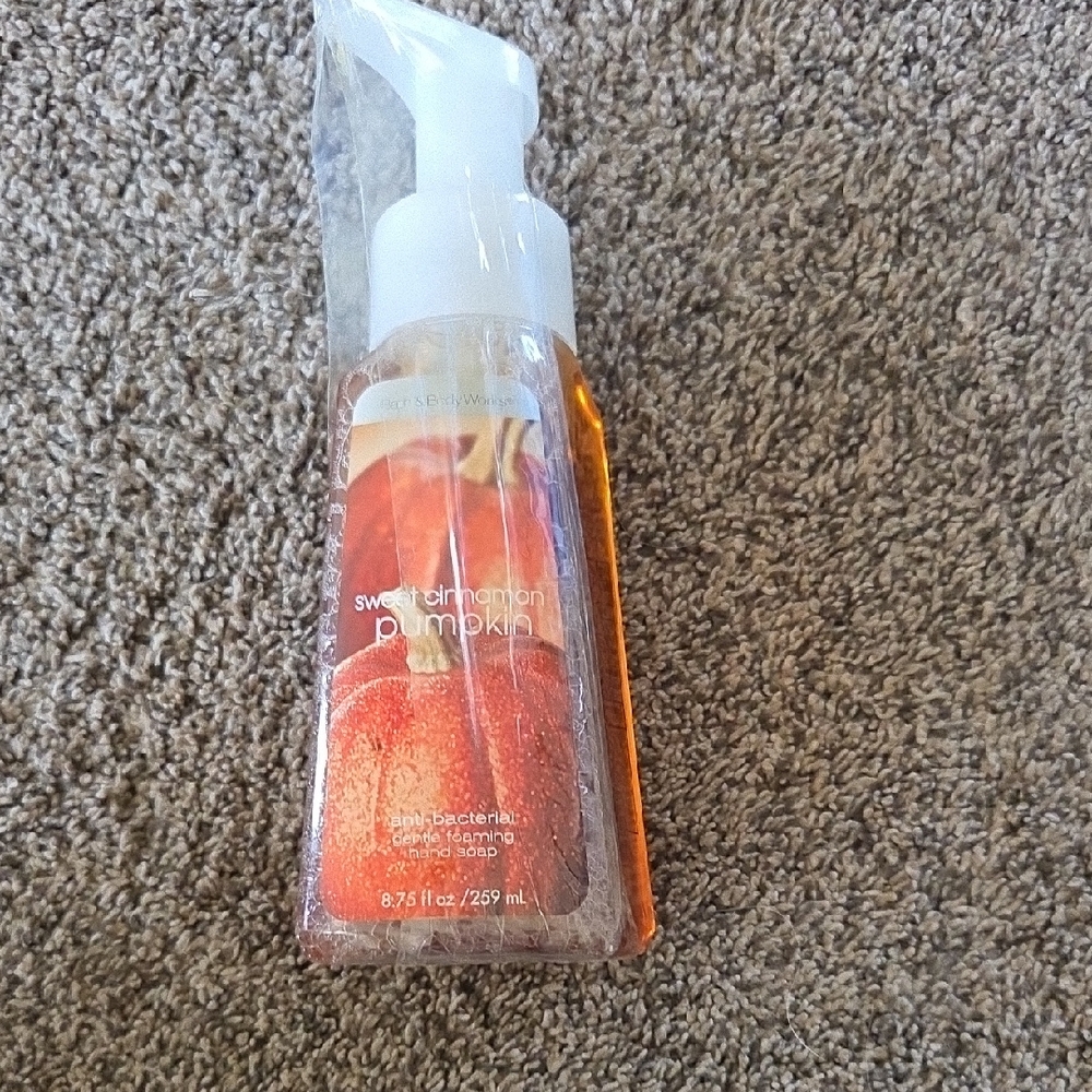 Bed Bath & Beyond Pumpkin Foaming Hand Soap